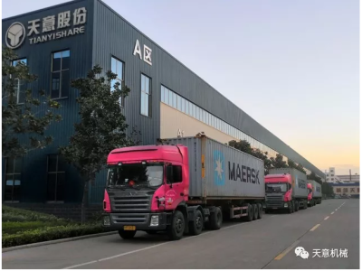 天意機(jī)械為柬埔寨客戶加工生產(chǎn)年產(chǎn)80萬平方輕質(zhì)墻板生產(chǎn)線成功裝車啟運(yùn)！